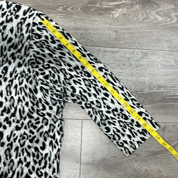 CJ Banks Cardigan Sweater Leopard Print 3/4 Sleeve 1X - Picture 8 of 14